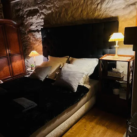 Spacious Private In Old Town Апартаменты